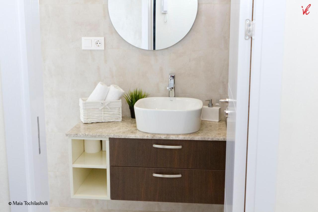 Sameba Bell, Luxury Apartment Tbilisi Ngoại thất bức ảnh